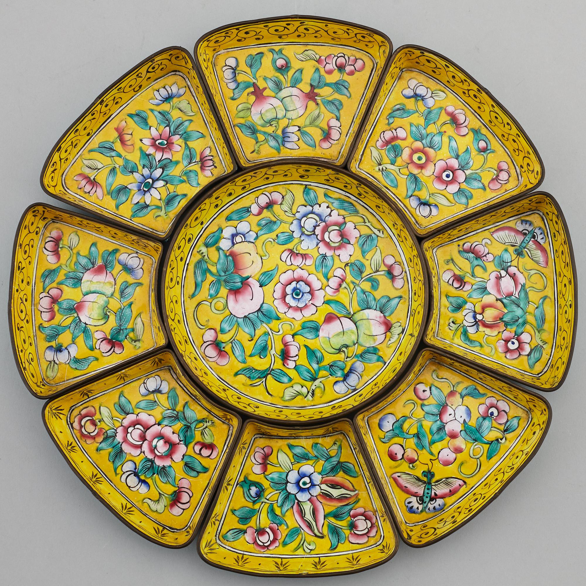 CABARET, nio delar, cloisonné. Kina, tidigt 1900-tal.