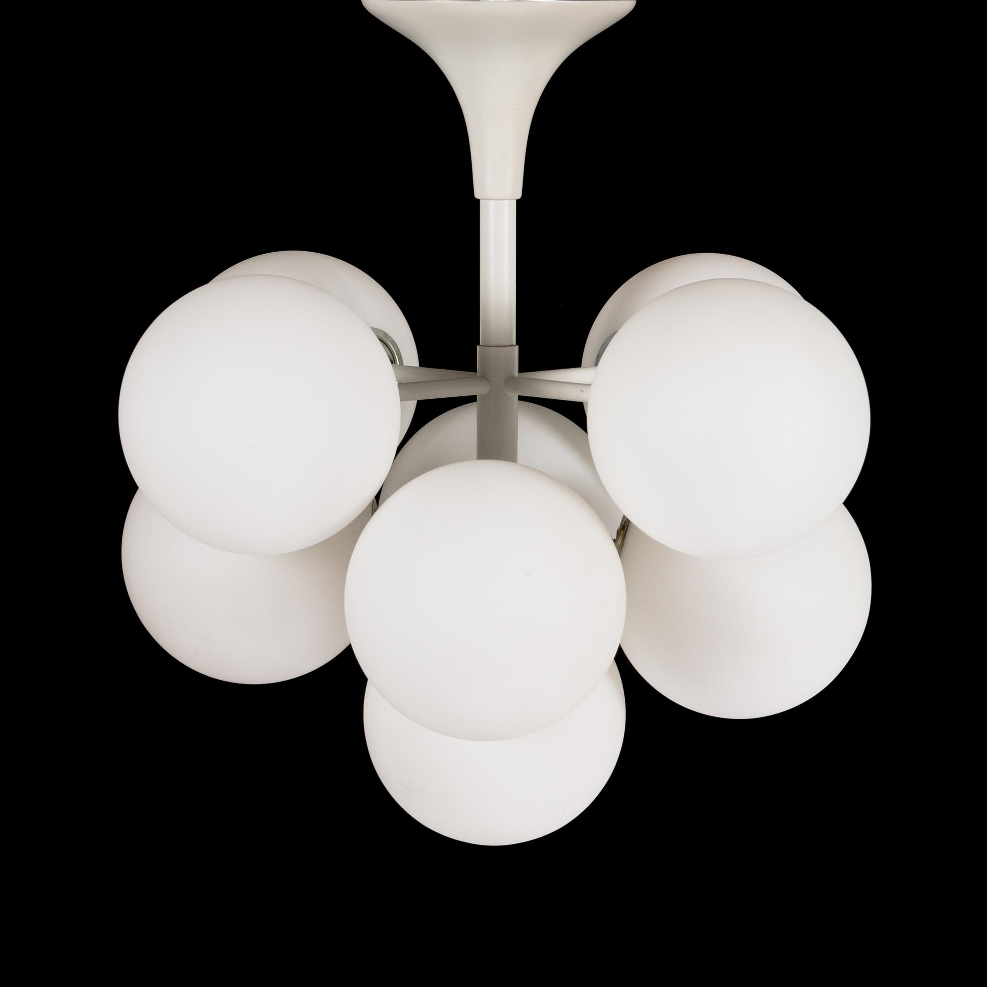 Max Bill, kattovalaisin, "Sputnik" mallia, Temde, Sveitsi 1960/1970-luku.