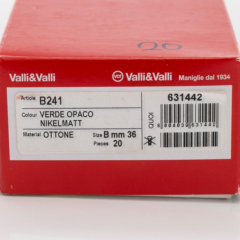 Eero Aarnio, vetimiä, 20 kpl, Valli&Valli, Italia, 2007/08.