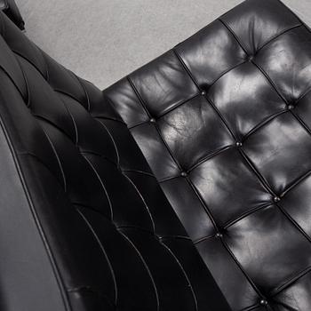 Ludwig Mies van de Rohe, fåtöljer, ett par, "Barcelona", Knoll.