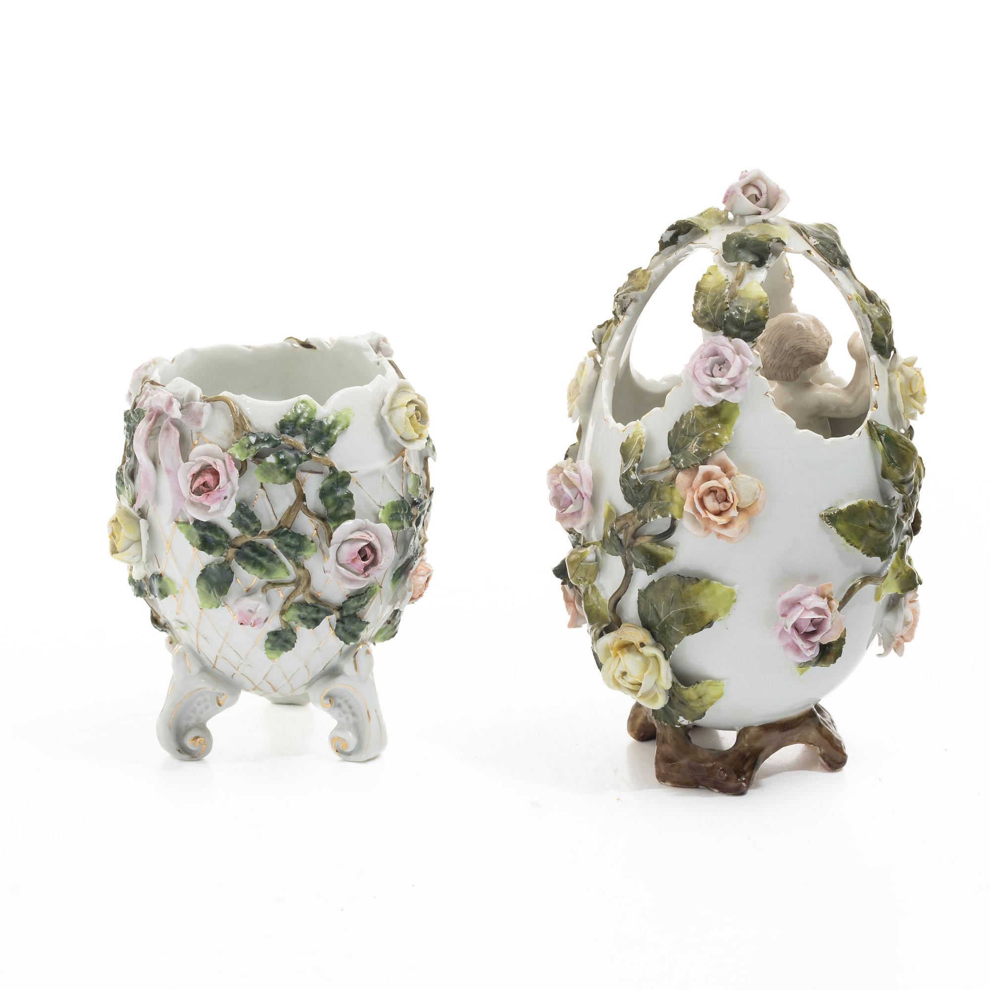 Table decorations, 2 pcs, porcelain, probably Sitzendorf, Germany, 1887–1900.