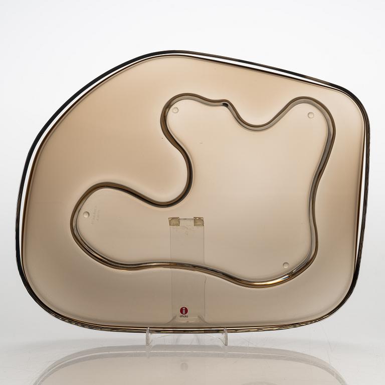 Alvar Aalto, a serving dish signed Alvar Aalto Iittala.
