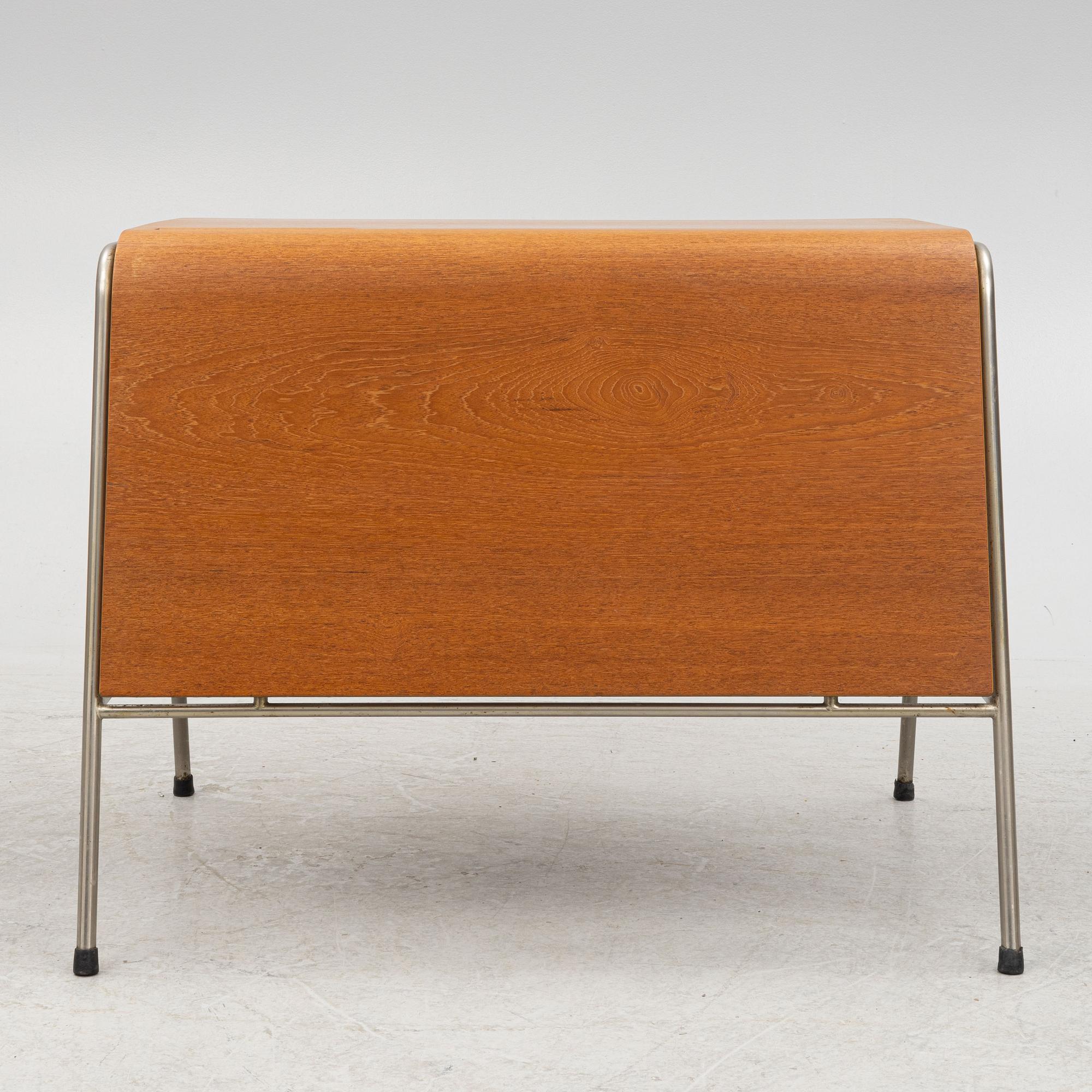 Arne Jacobsen, a  "tTeacher's" desk for the Munkegaard School, Fritz Hansen, 1950's.