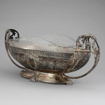 JARDINJÄR, försilvrad metall och glas. WMF, 1900-talets början.