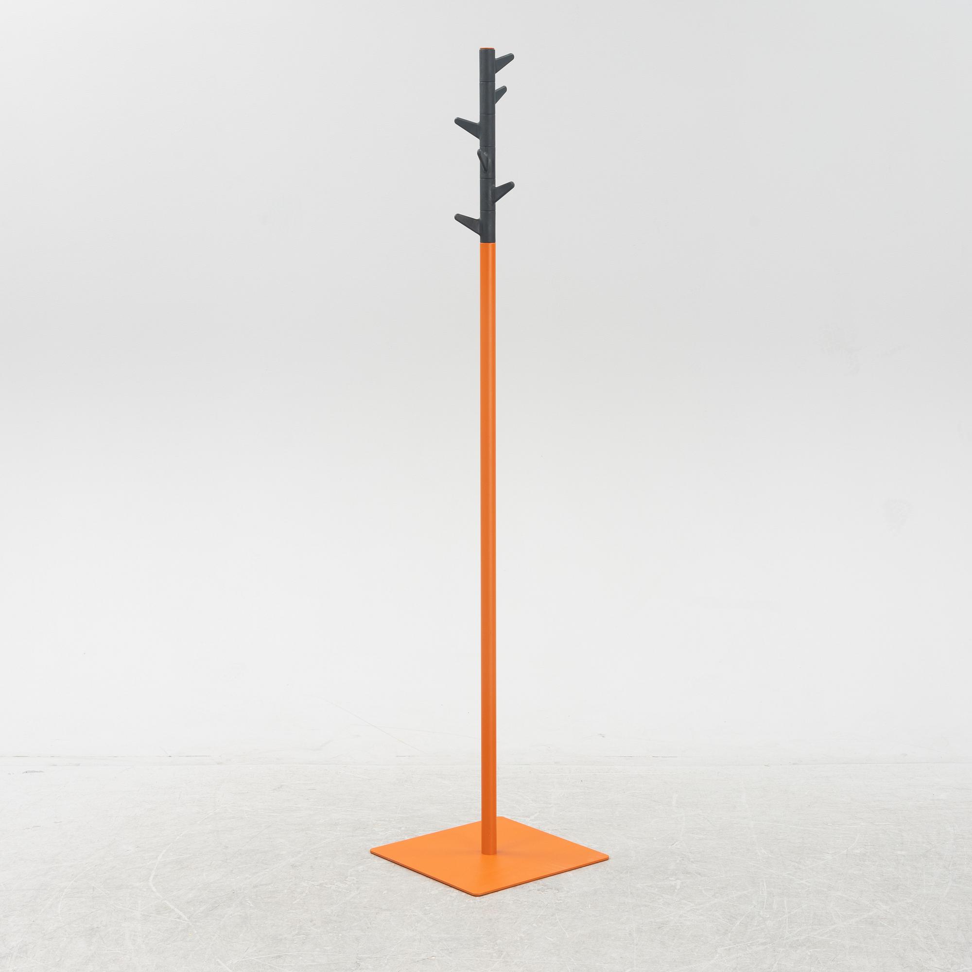 Coat hanger "OKA-B", Inno, Finland.