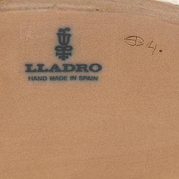 Figurn Lladro Spanien glaserat stengods.