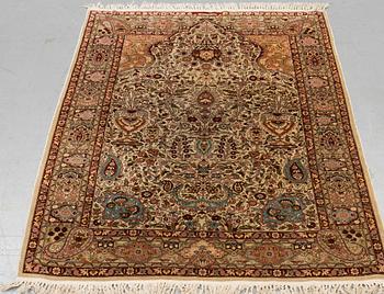 Matta Old silke Hereke, ca 152 x 110 cm.