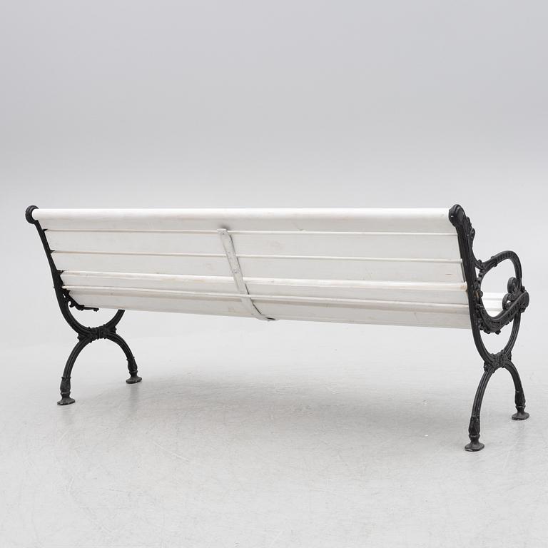 A garden sofa from Husqvarna, first part of the 20th century.