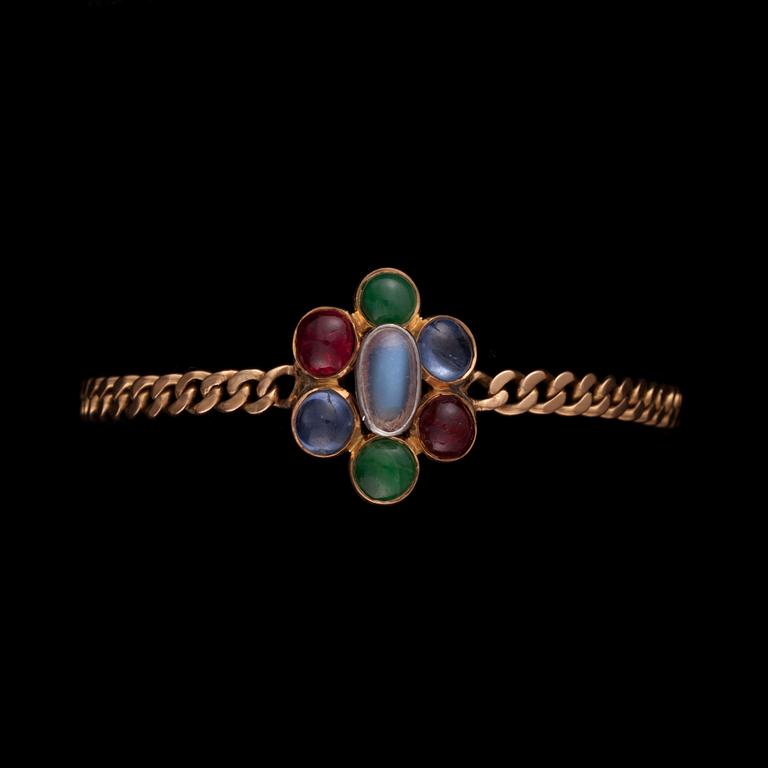 ARMBAND, 18K guld, månsten, rubiner, safirer, jade. Vikt ca 13,8 g.