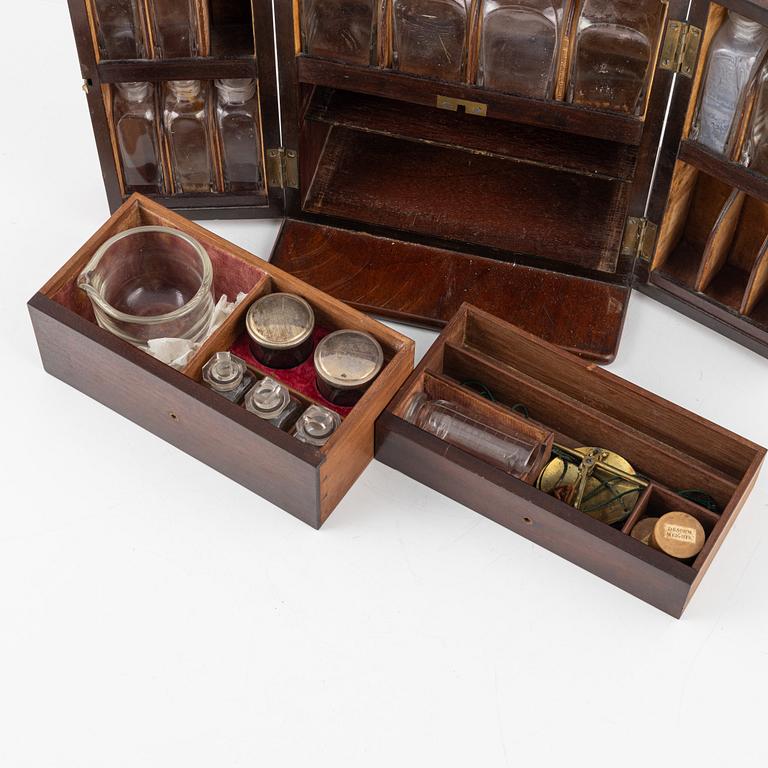 Apothecary's casket, 19th century.