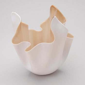 A mid-20th century 'Fazzoletto' bowl by A P. Venini and F. Bianconi for Venini, Murano, Italy.