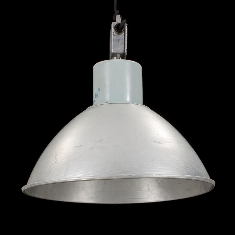 TAKLAMPA, industri, 1900-tal.