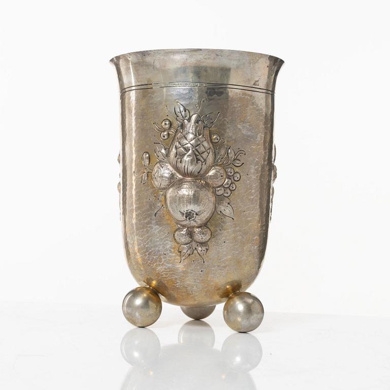 Bägare, silver, barockstil, CG Hallberg, Stockholm 1906.