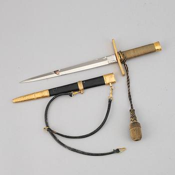 A Swedish Airforce officer's dagger 1952 pattern.