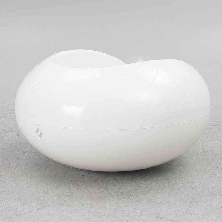 Eero Aarnio, armchair "Pastilli", 2022.