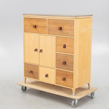 Chest of drawers, "Abisko", Mavis, contemporary.