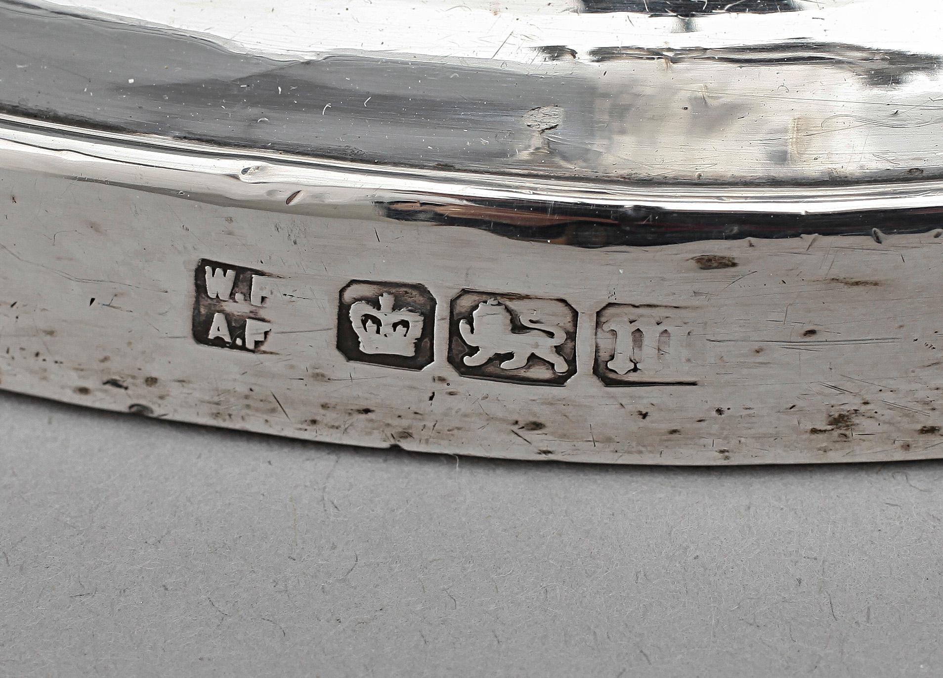 LJUSSTAKAR, ett par, silver, Sheffield, England, 1904-05.