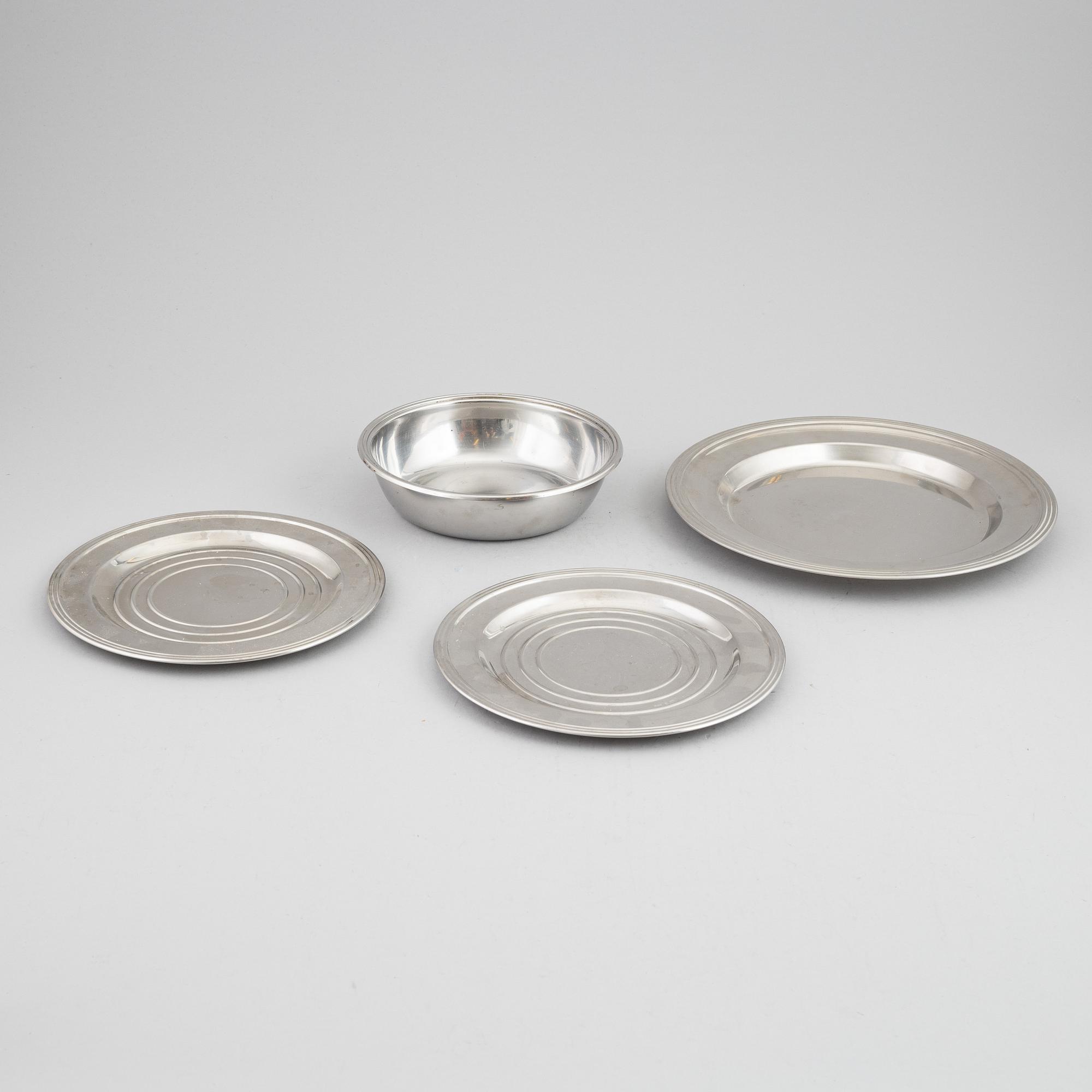 Eight stainless steal pieces to the 'Thebe' cutlry/dining service, Folke Arström, Gense, 1950's/60's.