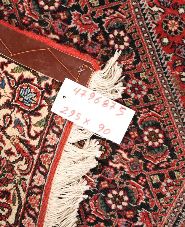 Gallerimatta, Bidjar, sk. Takab, ca 295 x 90 cm.