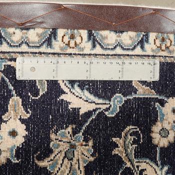 Two Nain rugs, 135 x 90 cm.