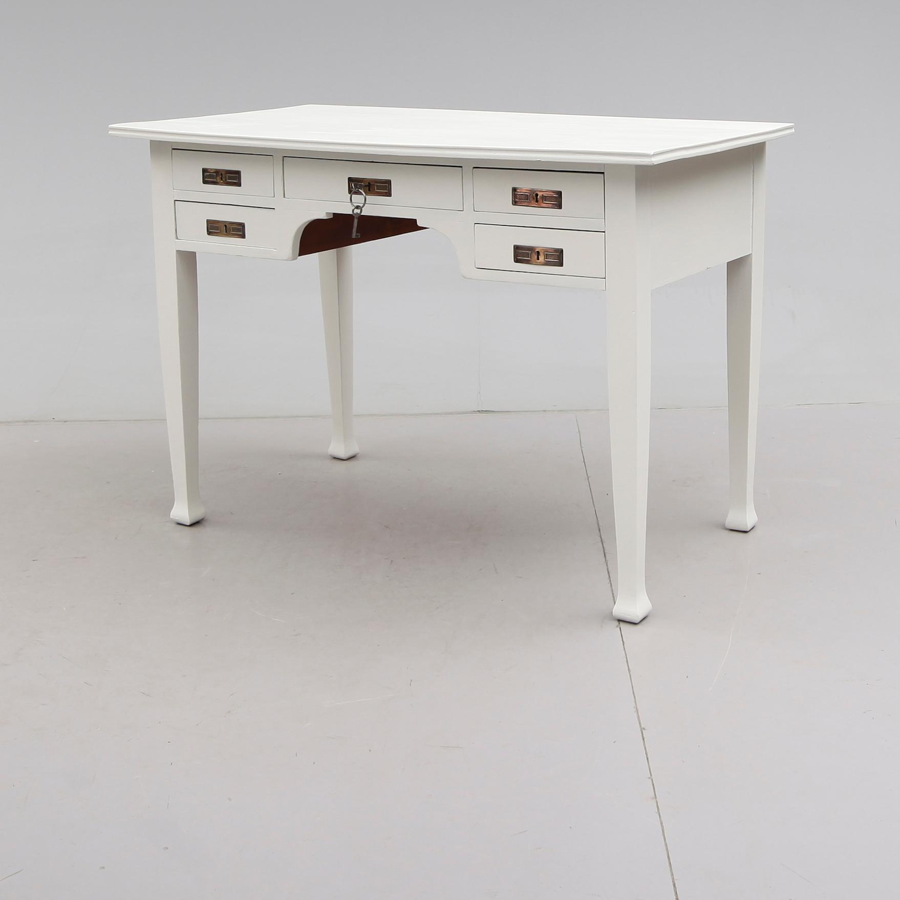 SKRIVBORD, 1900-talets första hälft.