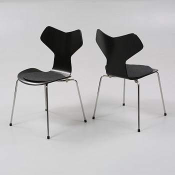 STOLAR, 6 st, "Grand Prix", Arne Jacobsen för Fritz Hansen, Danmark, 2000-tal.