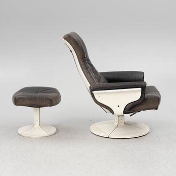 Fåtölj samt fotpall, 1980-tal.