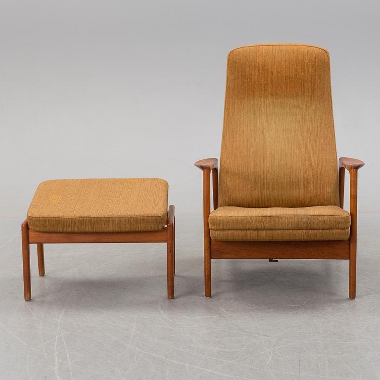 A 'Duxiesta' easy chair and foot stool by Folke Ohlsson for Dux, 1950s/1960s.
