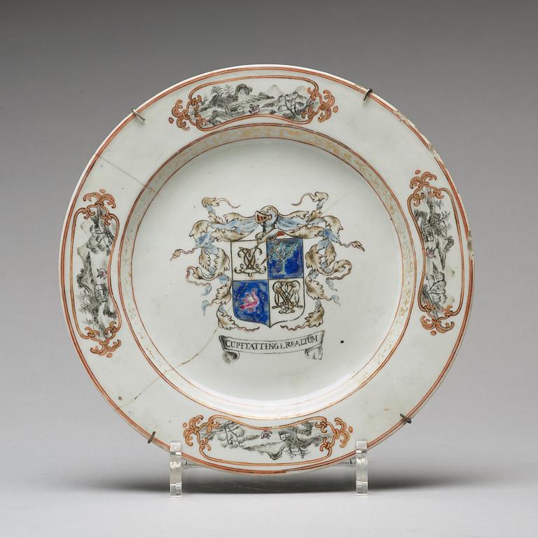 A set of four armorial dinner plates, Qing dynasty, Qianlong (1736-95).