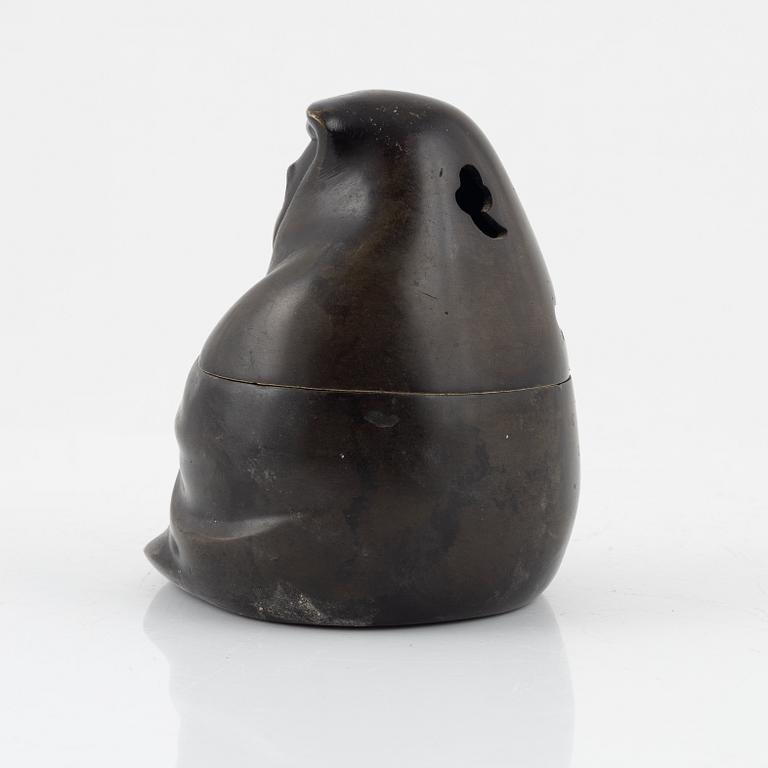 A Japanese bronze censer with cover, 20th Century.