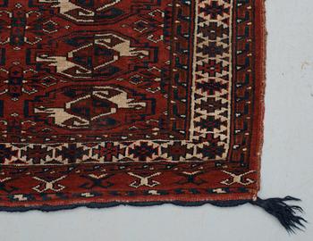 SEMI-ANTIQUE TEKKE/YOMOUD CHUVAL. 68 x 124,5 (as well as 68 cm at the back).