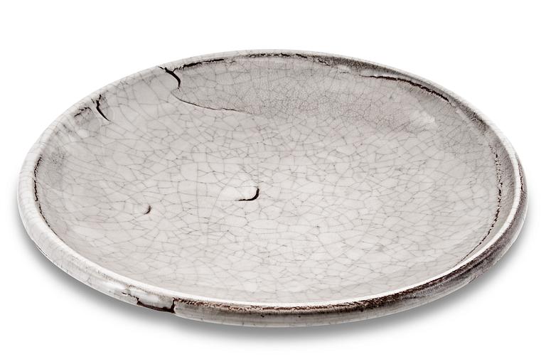 Toini Muona, A CERAMIC DISH.