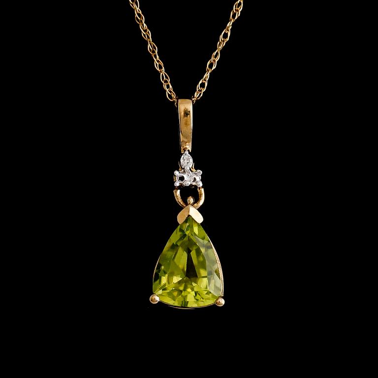 HÄNGE MED KEDJA, 10K guld, peridot samt mindre diamant ca 0.07 ct.