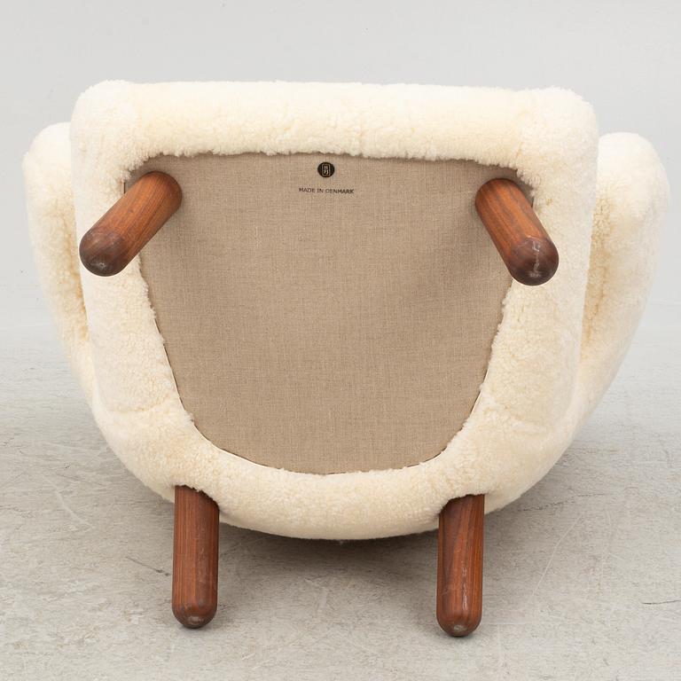 Finn Juhl, fåtölj, "Pelican Chair", House of Finn Juhl, Danmark.