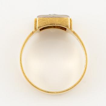 Wiwen Nilsson, Wiwen Nilsson, a ring, 18K gold with a round brilliant-cut diamond, Lund 1964.