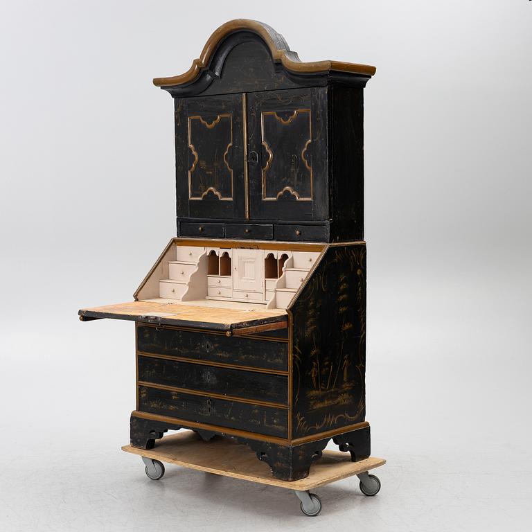 A writing cabinet, Norway, 18th/19th Century.
