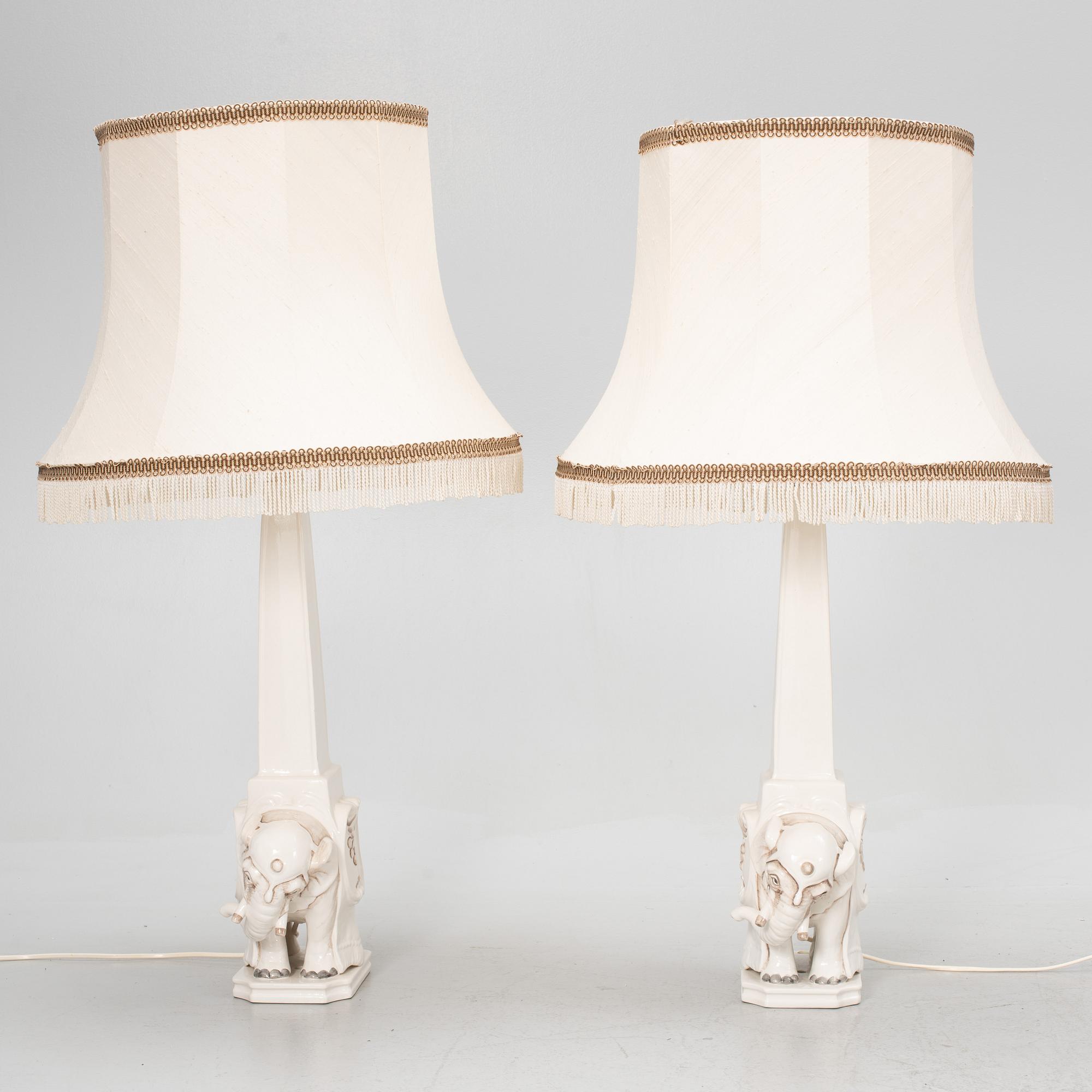 Bordslampor, ett par, 1900-talets andra hälft. Ethan Allen, Italien.