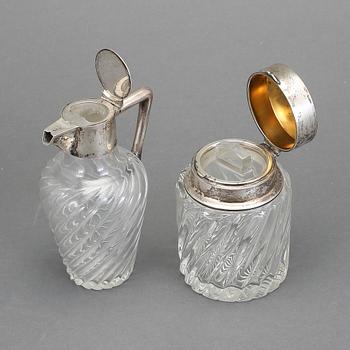KANNA samt BURK. Silver och glas, Österrike-Ungern, tidigt 1900-tal.