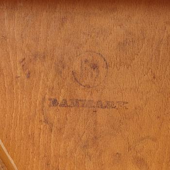 Hans J Wegner, stolar, 4 st, "Hjertestolen". Fritz Hansen, Danmark, 1940/50-tal.