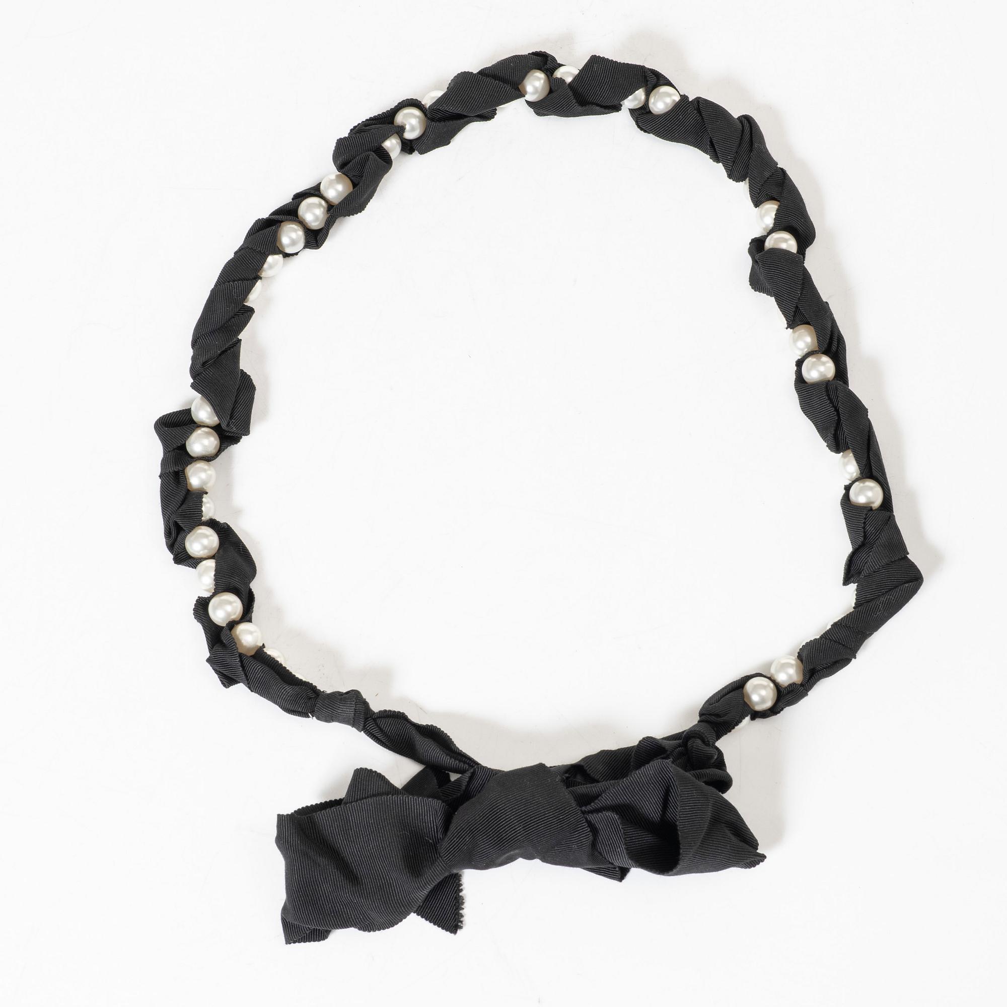 Lanvin, necklace "Ribbon Necklace".