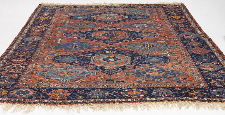 An antique Soumak carpet, East cucasus, c. 340 x 268 cm.