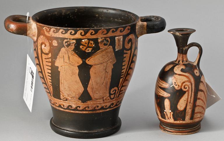 KRATER SAMT LEKYTHOS, lergods, varav en möjligen forntida, Medelhavsområdet.