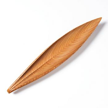 Tapio Wirkkala, a leaf-shaped laminated birch plywood dish, Finland 1950s.