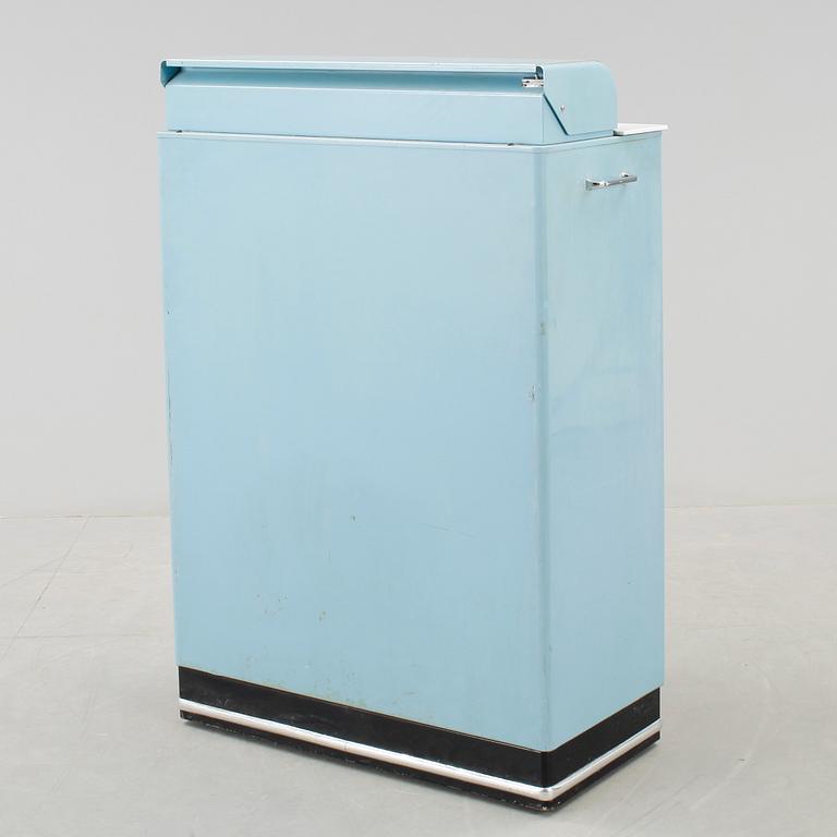 TANDLÄKARSKÅP, omkring 1900-talets mitt.