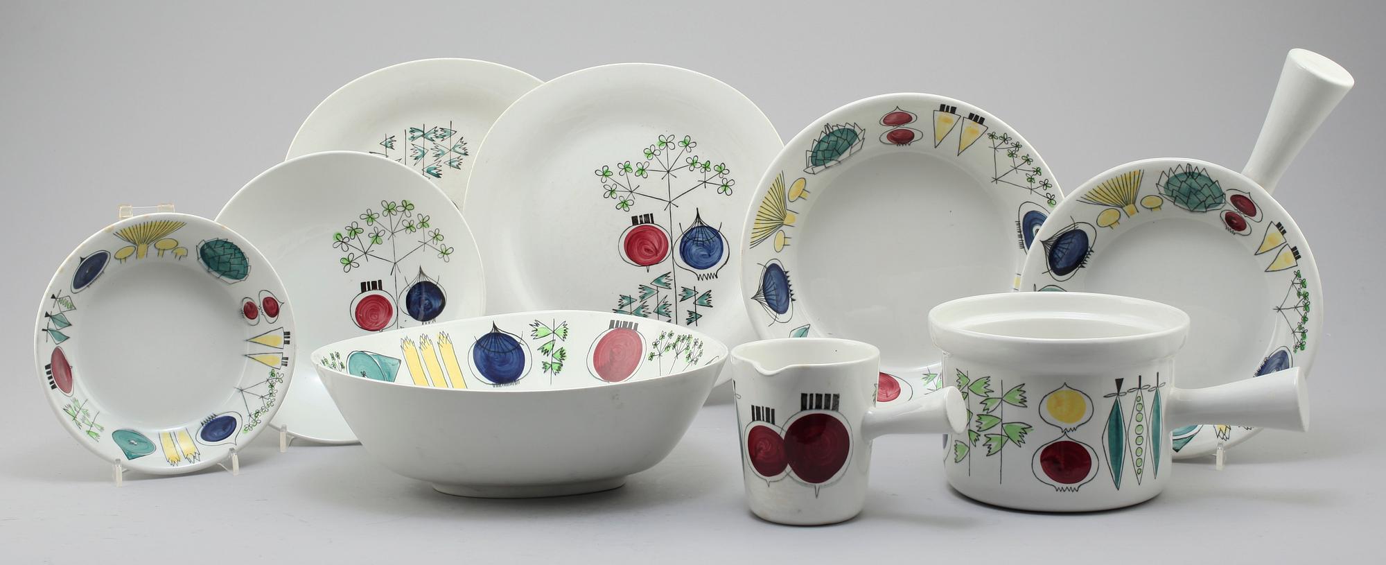 SERVISDELAR, 20 st, porslin, "Picknick", Marianne Westman, Rörstrand, 1956-1969.