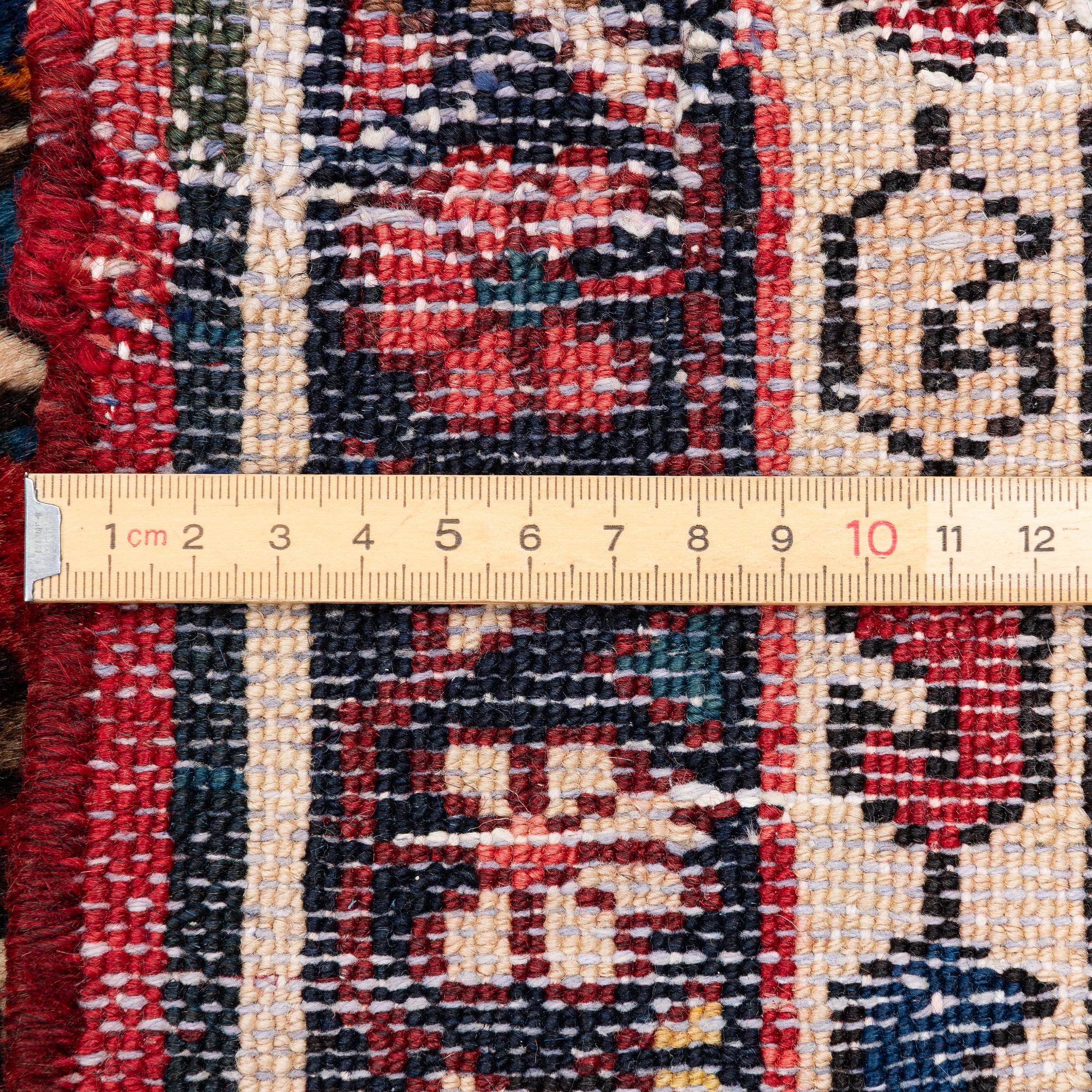 Carpet, Bakhtiari, approx. 380 x 305 cm.