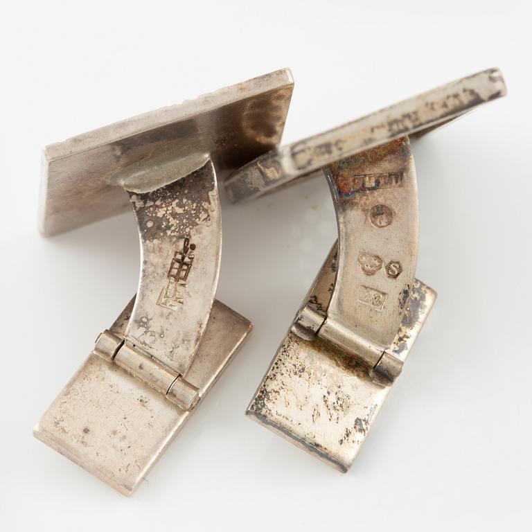 Lars Arby, fyra par manschettknappar, sterlingsilver, Göteborg 1966. 1967 och 1976.