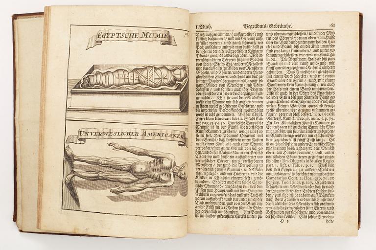 BOK, "Cimbrische Henden Begräbnisse wie unsere..." del III och IV i en vol, av MT. Trogillo, Hamburg 1702.