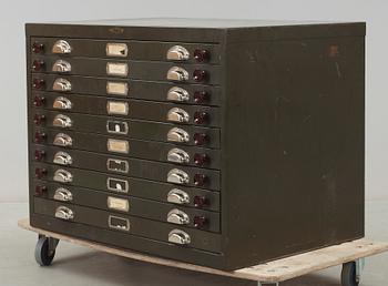 ARKIVSKÅP, Pressbolaget, Eskistuna, 1900-tal.