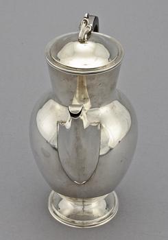 KANNA, silver, trol Danmark, 1900-talets första hälft. Vikt 652 g.